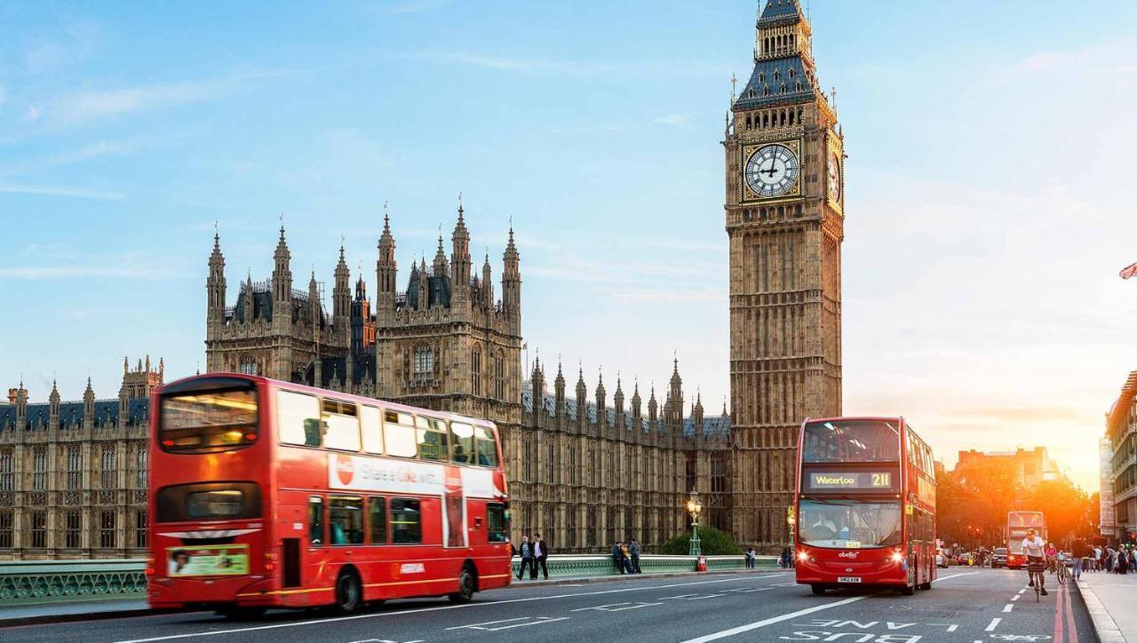 Cool Covent Garden Theatre Design Hub For Families Friends Couples Apartment London Ngoại thất bức ảnh