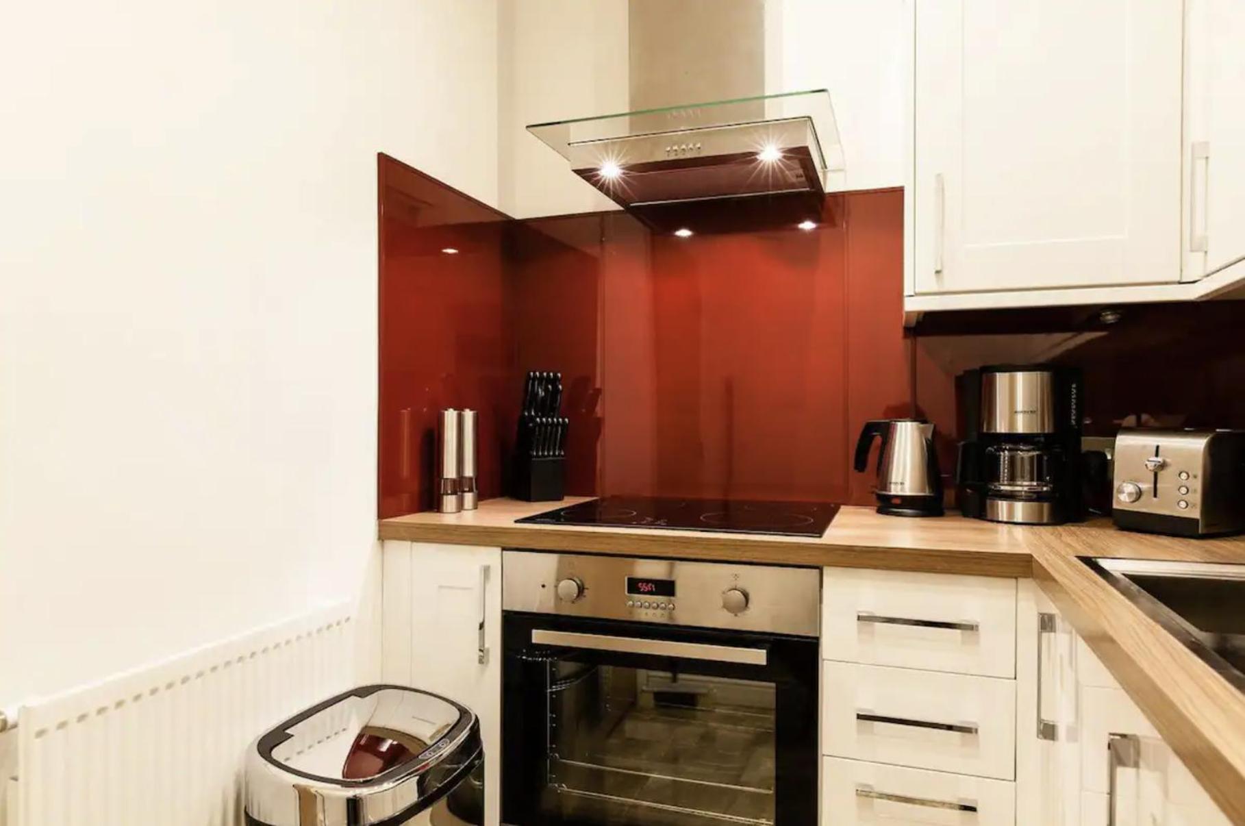 Cool Covent Garden Theatre Design Hub For Families Friends Couples Apartment London Ngoại thất bức ảnh