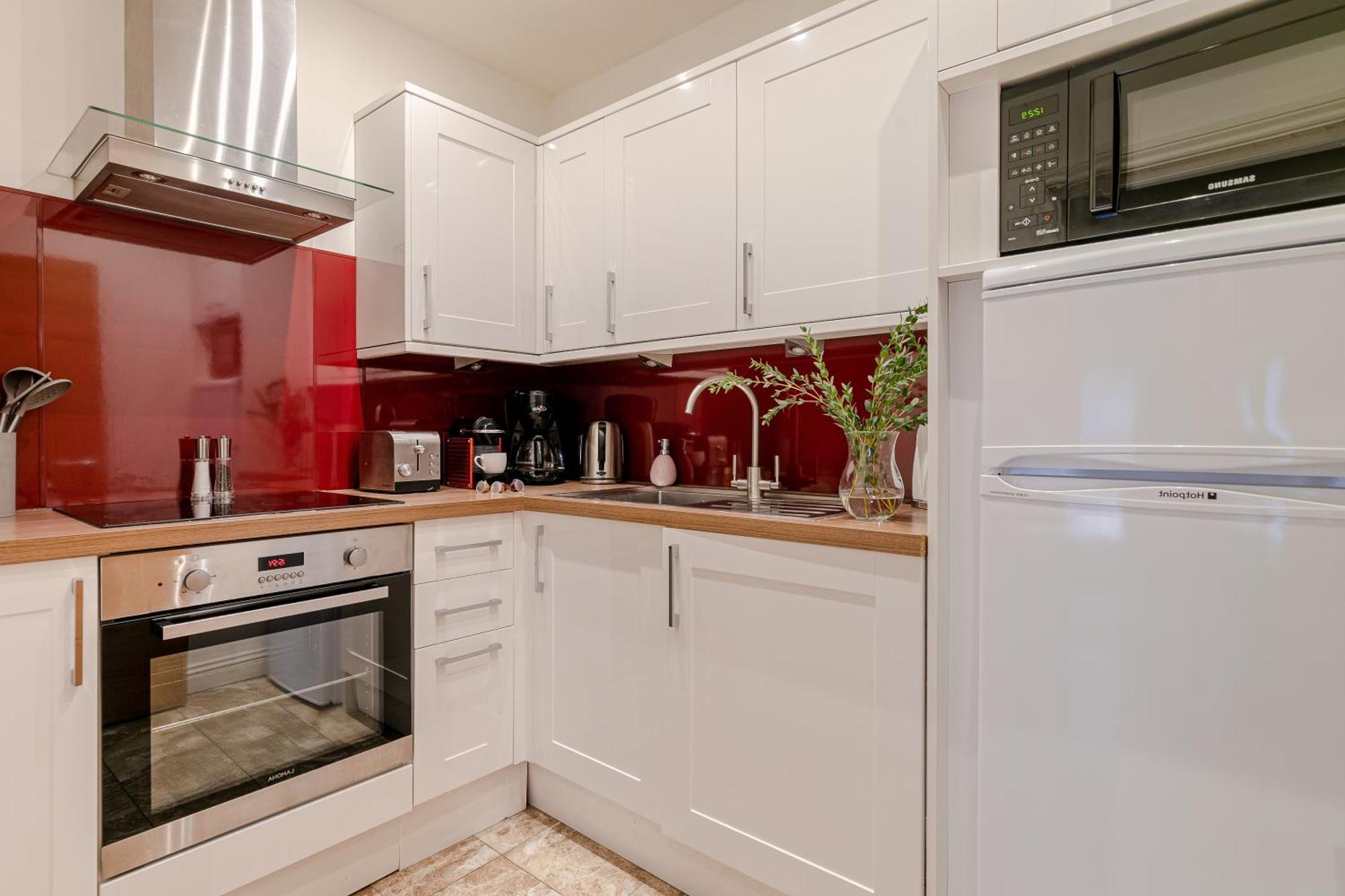 Cool Covent Garden Theatre Design Hub For Families Friends Couples Apartment London Ngoại thất bức ảnh
